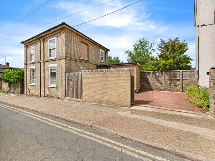 2 Bedroom Semi-Detached House For Sale In High Street, Ipswich, Suffolk, IP1