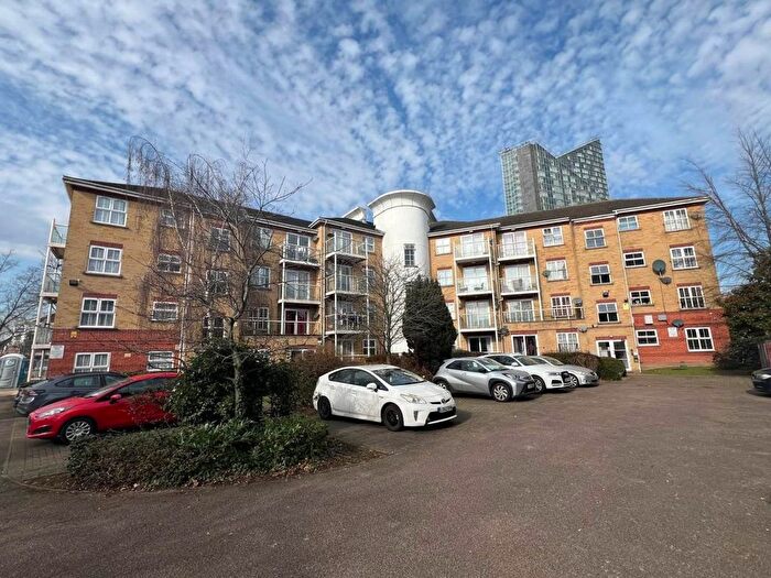 1 Bedroom Flat To Rent In Albert Road, Ilford, IG1