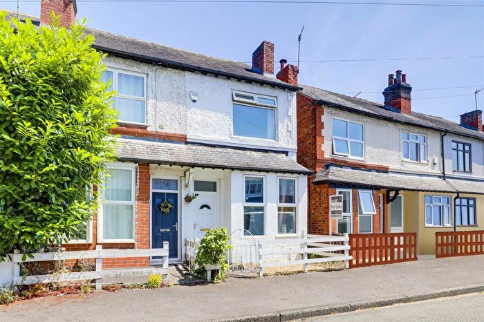 2 Bedroom End Of Terrace House For Sale In Wentworth Road, Nottingham, NG5