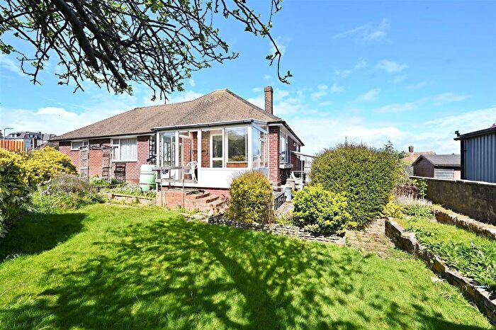 3 Bedroom Bungalow For Sale In Royston Gardens, Bexhill-On-Sea, TN40