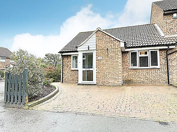 2 Bedroom Bungalow To Rent In Washburn Close, Bedford, MK41