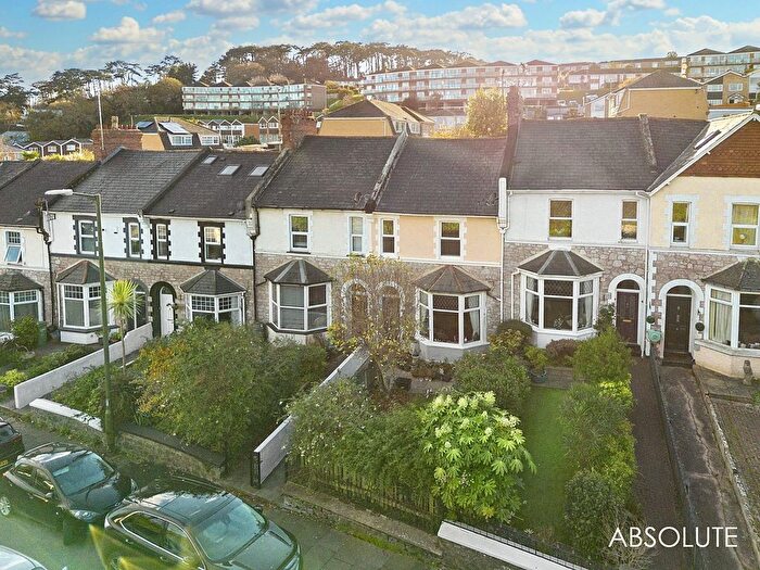 2 Bedroom Flat For Sale In Babbacombe Road, Torquay, TQ1