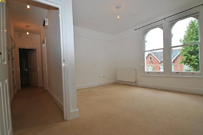 2 Bedroom Flat To Rent In Marmora Road, First Floor Flat, SE22