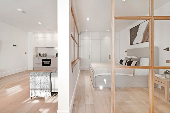 Studio To Rent In Bramham Gardens, Earls Court, SW5