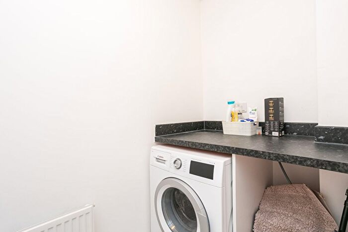 3 Bedroom Terraced House For Sale In Craw Yard Drive, Edinburgh, EH12