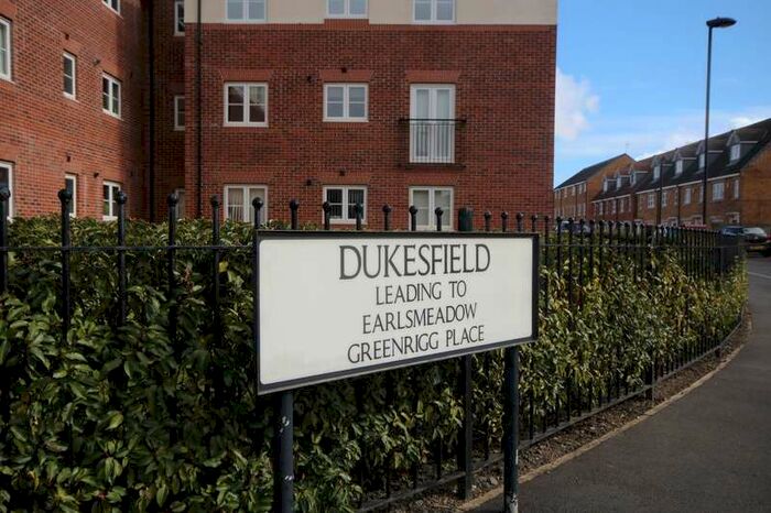 2 Bedroom Flat To Rent In Dukesfield, Shiremoor, Newcastle Upon Tyne, Tyne And Wear, NE27