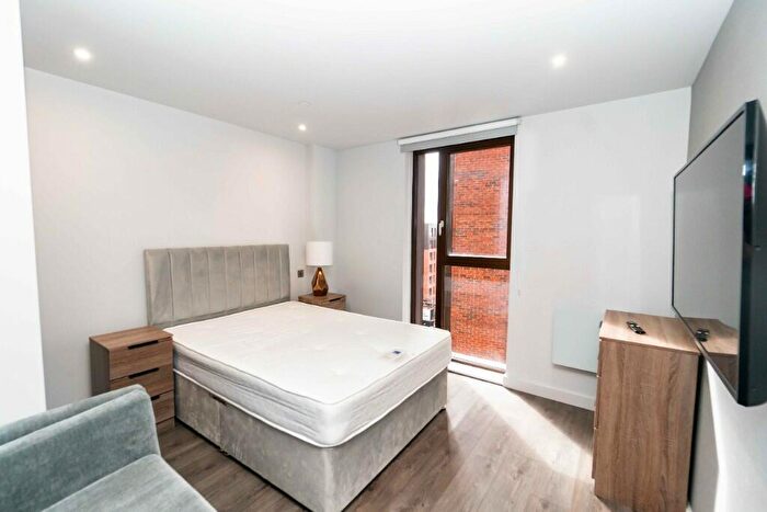 Studio To Rent In Parliament Square, L1