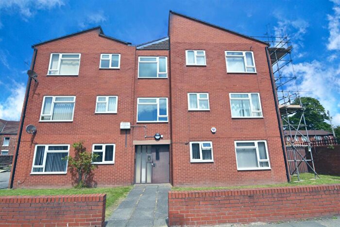 1 Bedroom Flat To Rent In St Peters Road, Rock Ferry, CH42