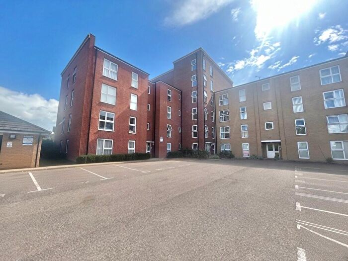 2 Bedroom Apartment To Rent In Blake Avenue, Basildon, SS14