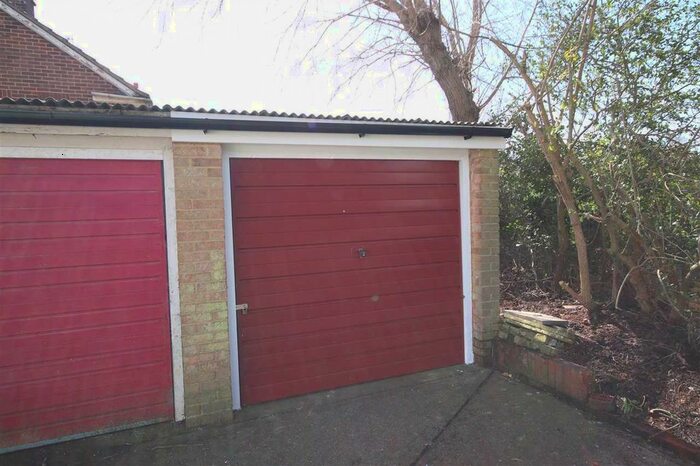 Parking/garage To Rent In Lenhurst Way, Worthing, BN13