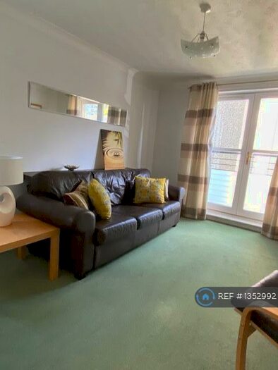 2 Bedroom Flat To Rent In Madderfield Mews, Linlithgow, EH49