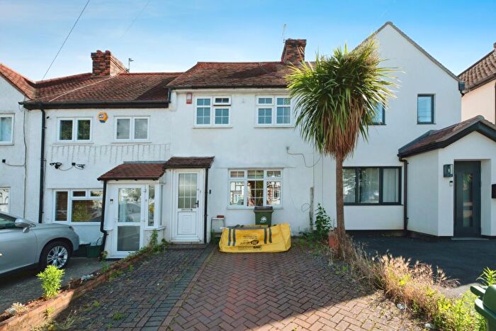 2 Bedroom Terraced House For Sale In Alberta Avenue, Sutton, SM1