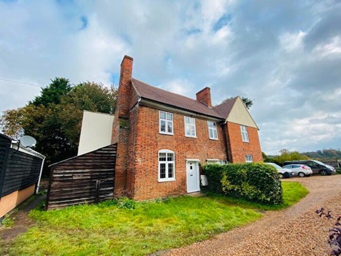 3 Bedroom Cottage To Rent In Archers Green, Hertford, SG14