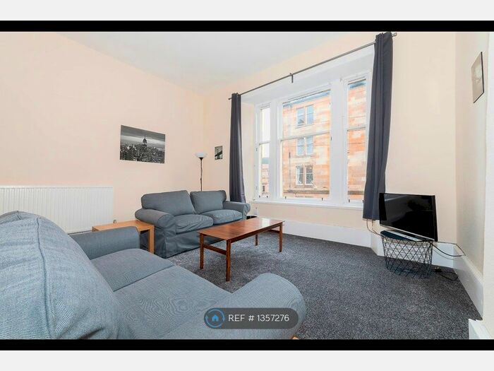 3 Bedroom Flat To Rent In Willowbank Crescent, Glasgow, G3