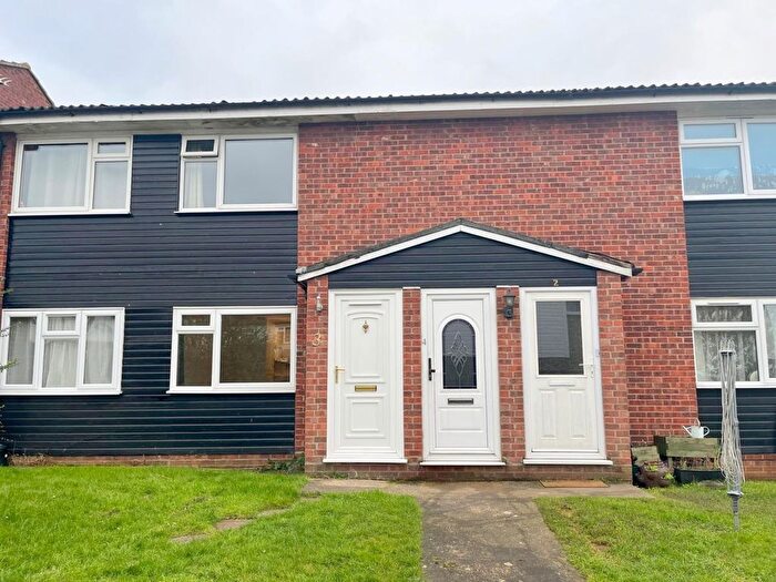1 Bedroom Flat To Rent In Suffolk Square, Sudbury, CO10
