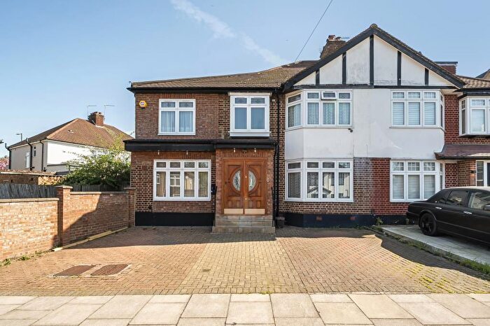 5 Bedroom Semi Detached House To Rent In Alders Road, Edgware, HA8
