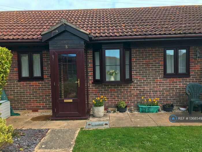 2 Bedroom Bungalow To Rent In Sussex Court, Bognor Regis, PO22