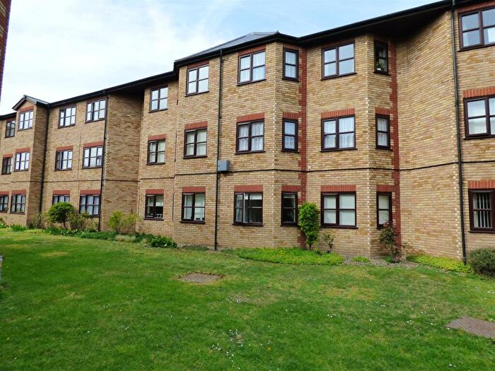1 Bedroom Retirement Property For Sale In St. James Oaks, Trafalgar Road, Gravesend, DA11