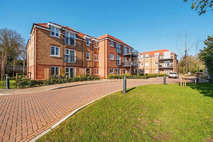 1 Bedroom Retirement Property To Rent In Reading Road, Wokingham, RG41