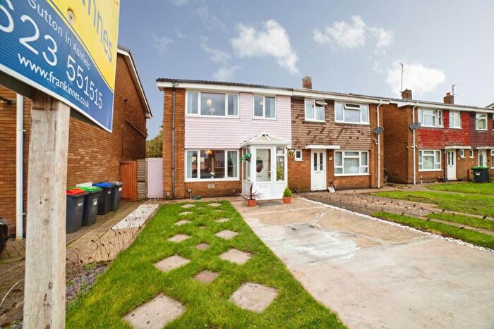 3 Bedroom Semi Detached House For Sale In Minster Close, Kirkby In Ashfield, Nottinghamshire, NG17