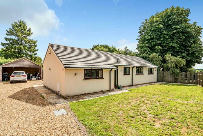 4 Bedroom Detached Bungalow To Rent In Orchard Field Lane, Bladon, Woodstock, OX20