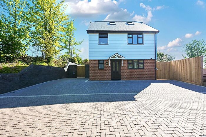 4 Bedroom Property To Rent In Watermill Lane, Bexhill-On-Sea, TN39