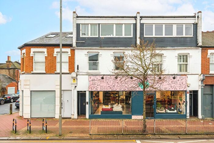 2 Bedroom Flat To Rent In Lower Richmond Road, Putney, SW15