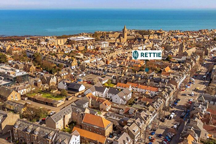 2 Bedroom Apartment For Sale In E South Street, St. Andrews, Fife, KY16