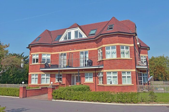 1 Bedroom Flat To Rent In Bath Road, Taplow, Maidenhead, SL6