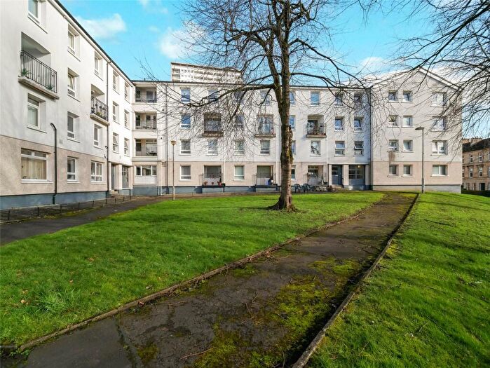 3 Bedroom Maisonette For Sale In Broomhill Drive, Broomhill, Glasgow, G11