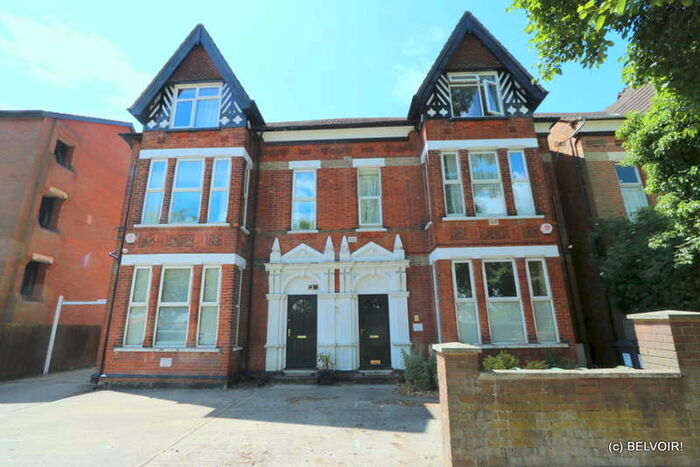 1 Bedroom Flat To Rent In Clapham Road, , Bedford, MK41