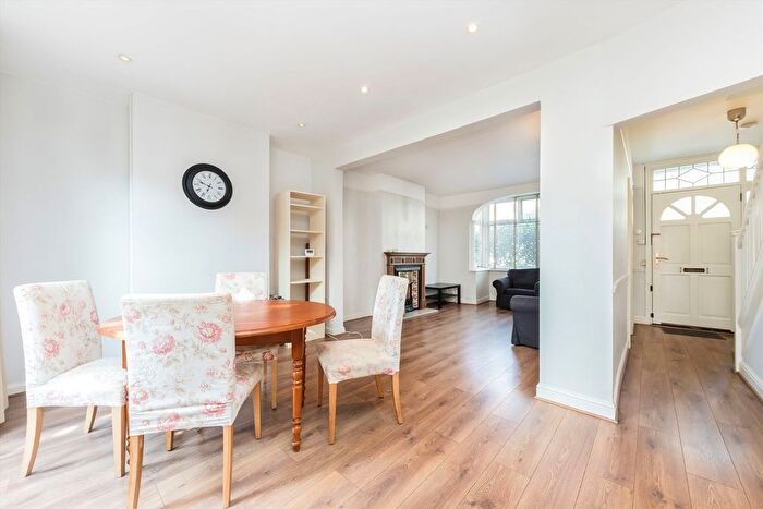3 Bedroom Terraced House To Rent In Hillbrook Road, Tooting, SW17
