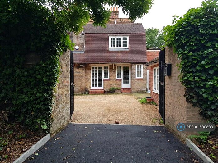 3 Bedroom Semi-Detached House To Rent In Datchet Road, Horton, SL3
