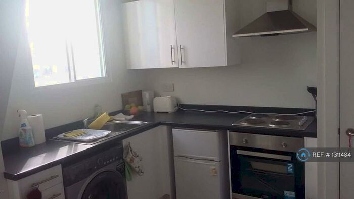 1 Bedroom Flat To Rent In Cheapside Chambers, Bradford, BD1