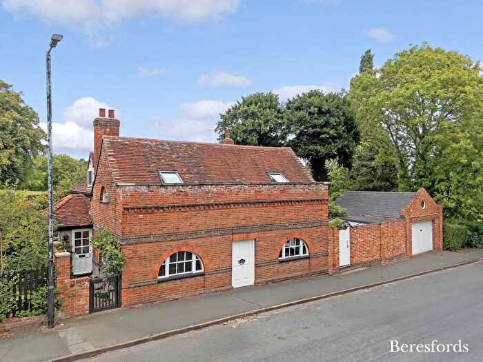 4 Bedroom Detached House For Sale In Lexden Road, Colchester, CO3