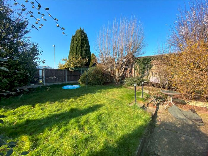 3 Bedroom Detached House For Sale In Daws Heath Road, Rayleigh, Essex, SS6