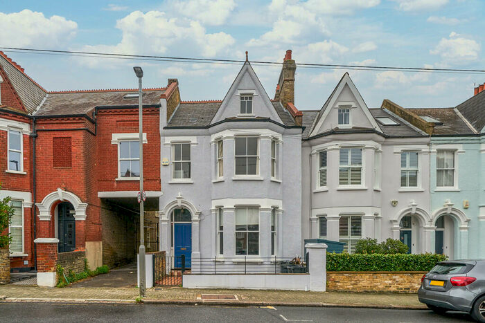 4 Bedroom Terraced House To Rent In Alderbrook Road, Balham, SW12