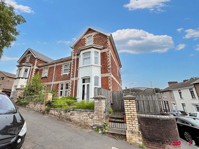 4 Bedroom Maisonette To Rent In Victoria Avenue, Newport, NP19
