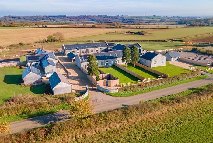 4 Bedroom Terraced House For Sale In Watts Quarry Lane, Somerton, TA11