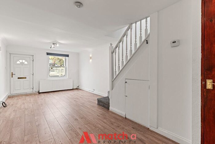 2 Bedroom Terraced House To Rent In St Marys Square, Ealing, London, W5