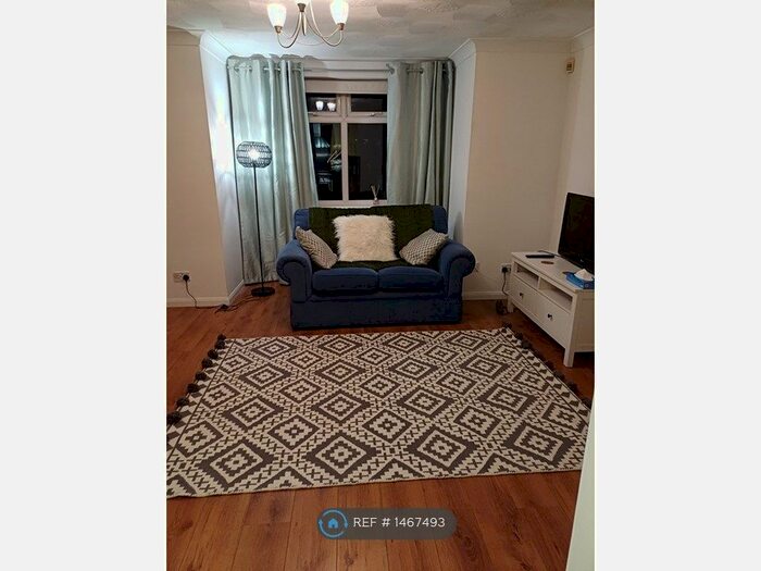 1 Bedroom Flat To Rent In Cleves View, Dartford, DA1