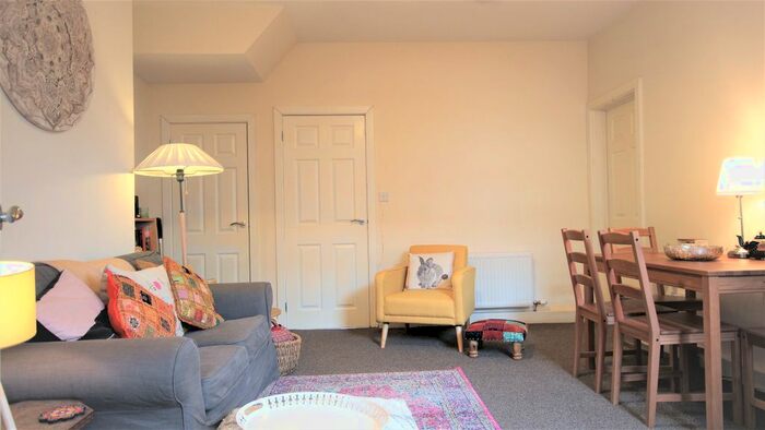 2 Bedroom Flat To Rent In Sixth Avenue, Heaton, Newcastle Upon Tyne, NE6