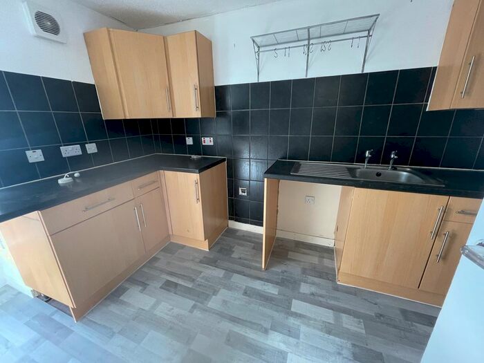 3 Bedroom Flat To Rent In Commerce St, Arbroath, Angus, DD11
