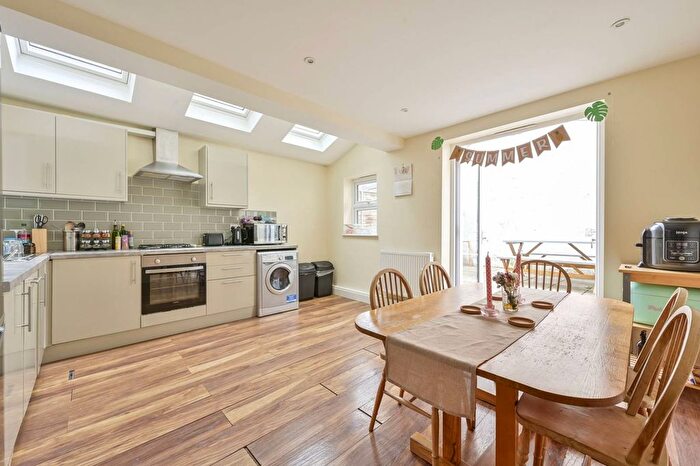 6 Bedroom Property For Sale In Coliston Road, Southfields, London, SW18