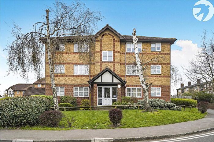 1 Bedroom Flat For Sale In St. Edmunds Road, Dartford, Kent, DA1