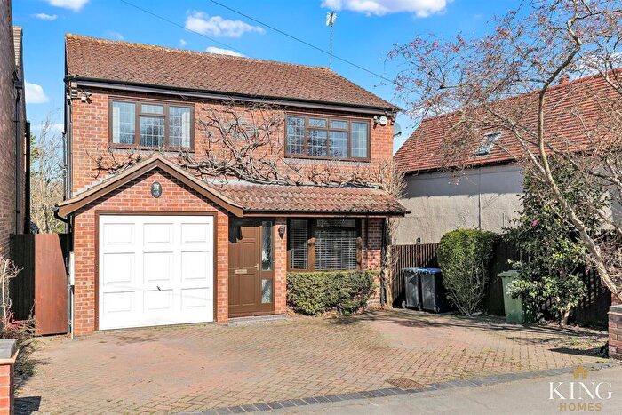 4 Bedroom Detached House For Sale In Station Road, Studley, B80