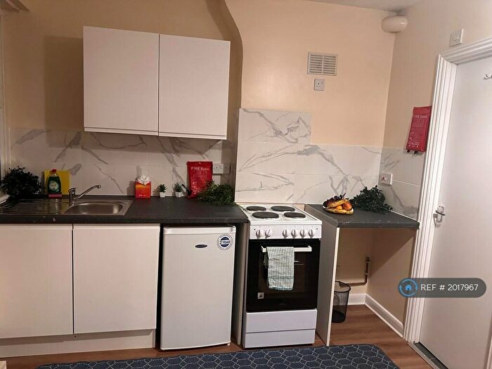 1 Bedroom Flat To Rent In London, London, N8