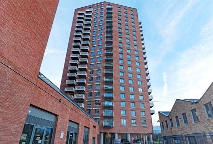 2 Bedroom Flat To Rent In London, E3