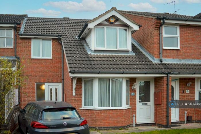 3 Bedroom Terraced House To Rent In Mallow Close, Hamilton, Leicester, LE5