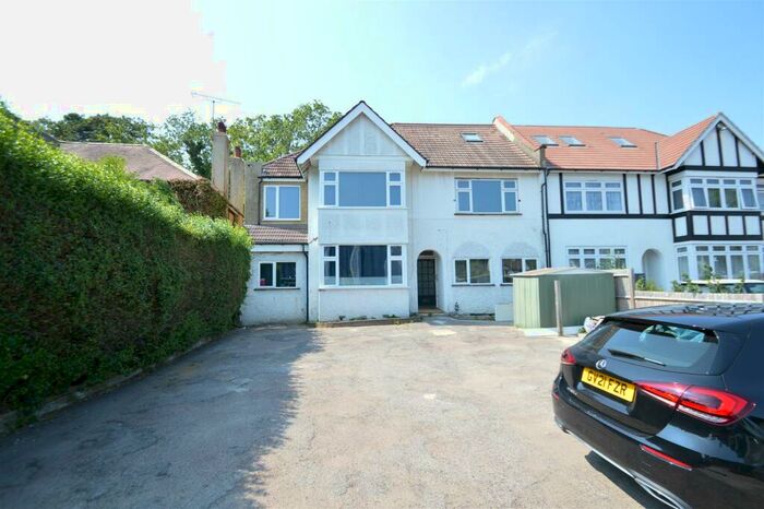 1 Bedroom Flat To Rent In Flat, Brighton RoadCoulsdonSurrey, CR5